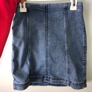 Denim fitted free people skirt!!